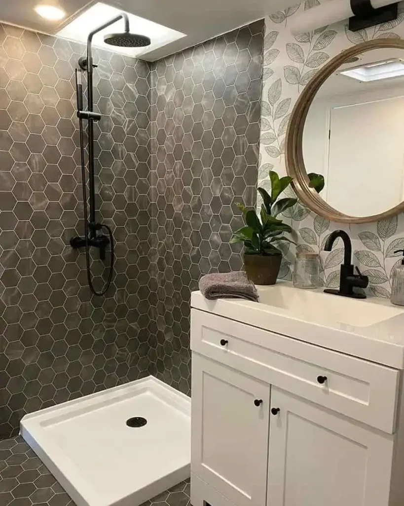 21 Beautiful Small Camper Bathroom Remodel Ideas to Inspire Your Space smallhometours.com 4