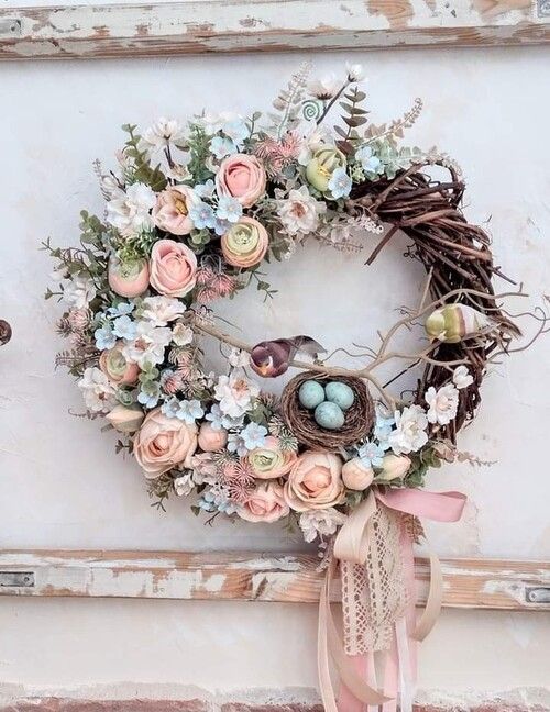 30 Creative DIY Easter Wreath Ideas For Your Front Door to Brighten Your Home This Spring smallhometours.com 1