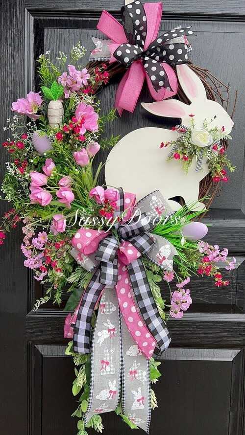 30 Creative DIY Easter Wreath Ideas For Your Front Door to Brighten Your Home This Spring smallhometours.com 3