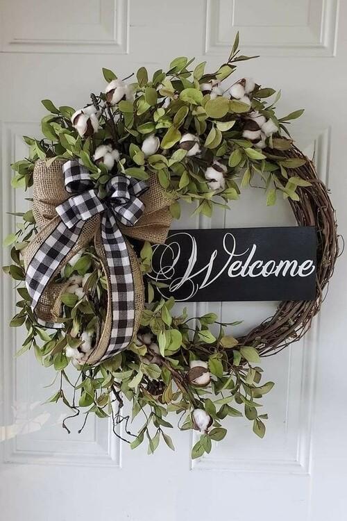 30 Creative DIY Easter Wreath Ideas For Your Front Door to Brighten Your Home This Spring smallhometours.com 6