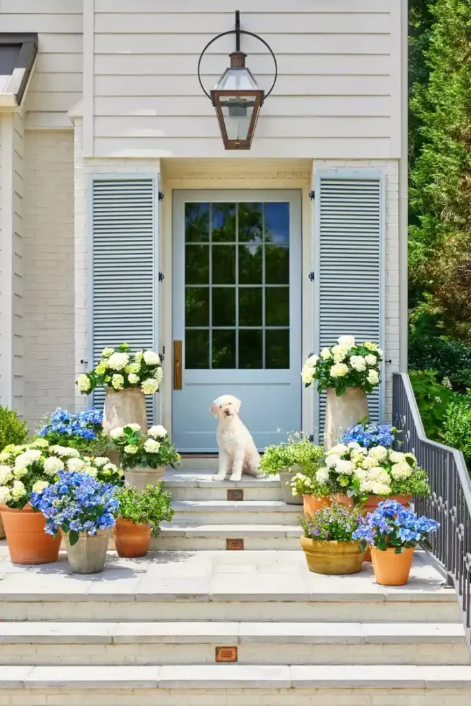 53 Colorful Front Porch Planter Ideas To Brighten Your Spring smallhometours.com 38