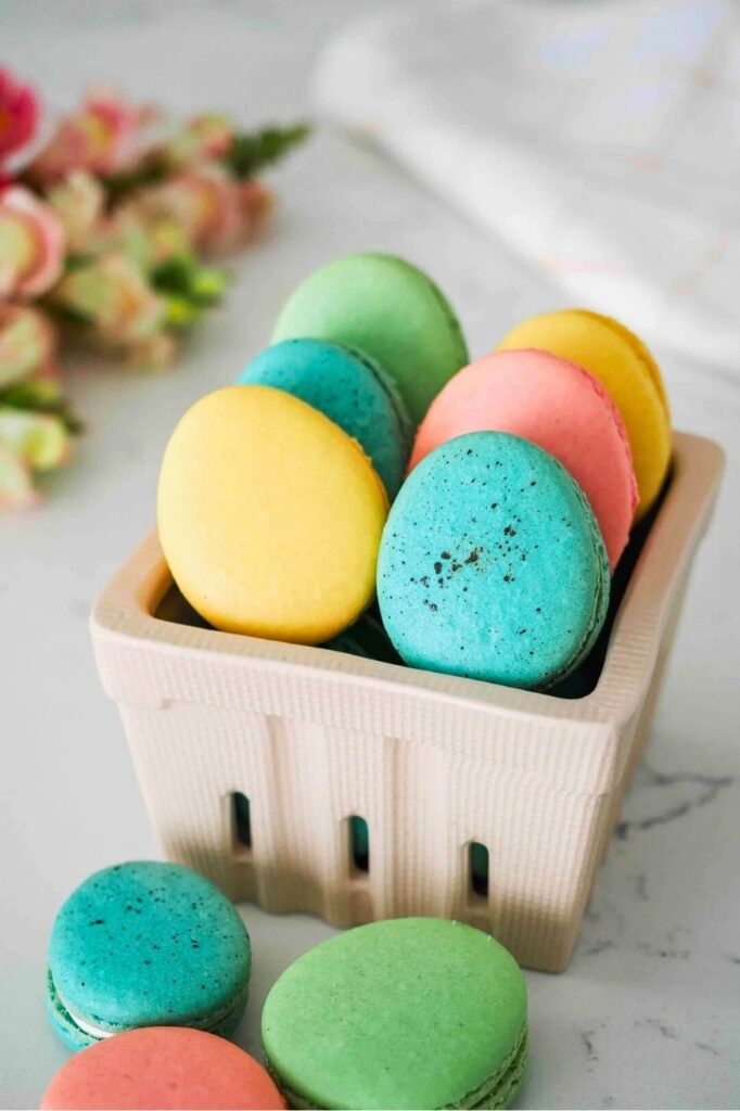 Charming Easter Kitchen Island Ideas Youll Love This Spring smallhometours 26