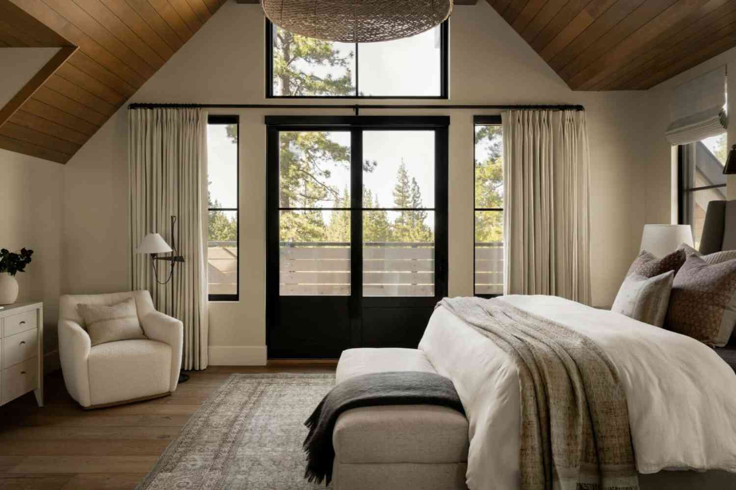 Picture Idea: 10 Best Calming Paint Colors For A Master Bedroom That