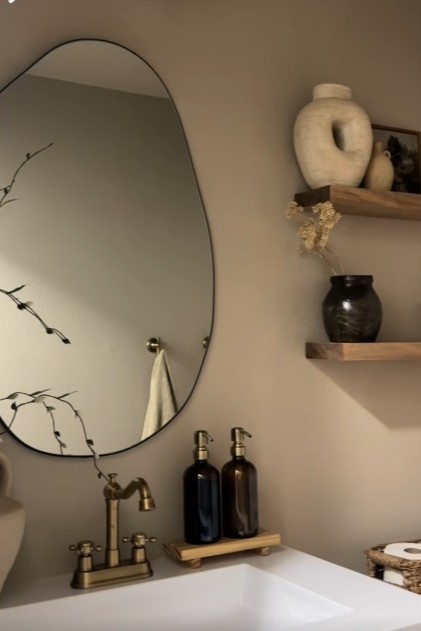 16 Best Sherwin Williams Paint Colors for a Master Bath That Feels Like a Spa smallhometours.com 7