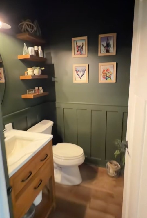 16 Best Sherwin Williams Paint Colors for a Master Bath That Feels Like a Spa smallhometours.com 8