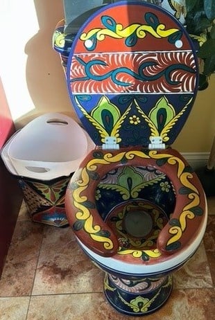 20 Intricate Mexican Toilet Designs Featuring Hand Painted Seats and Talavera Ceramic You Need to See smallhometours.com 6