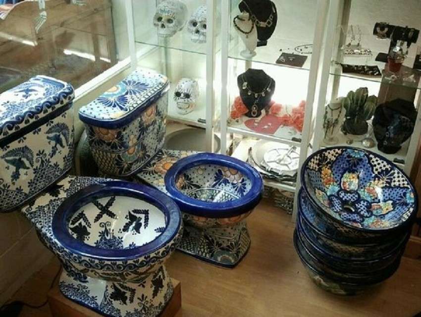 20 Intricate Mexican Toilet Designs Featuring Hand Painted Seats and Talavera Ceramic You Need to See smallhometours.com 8