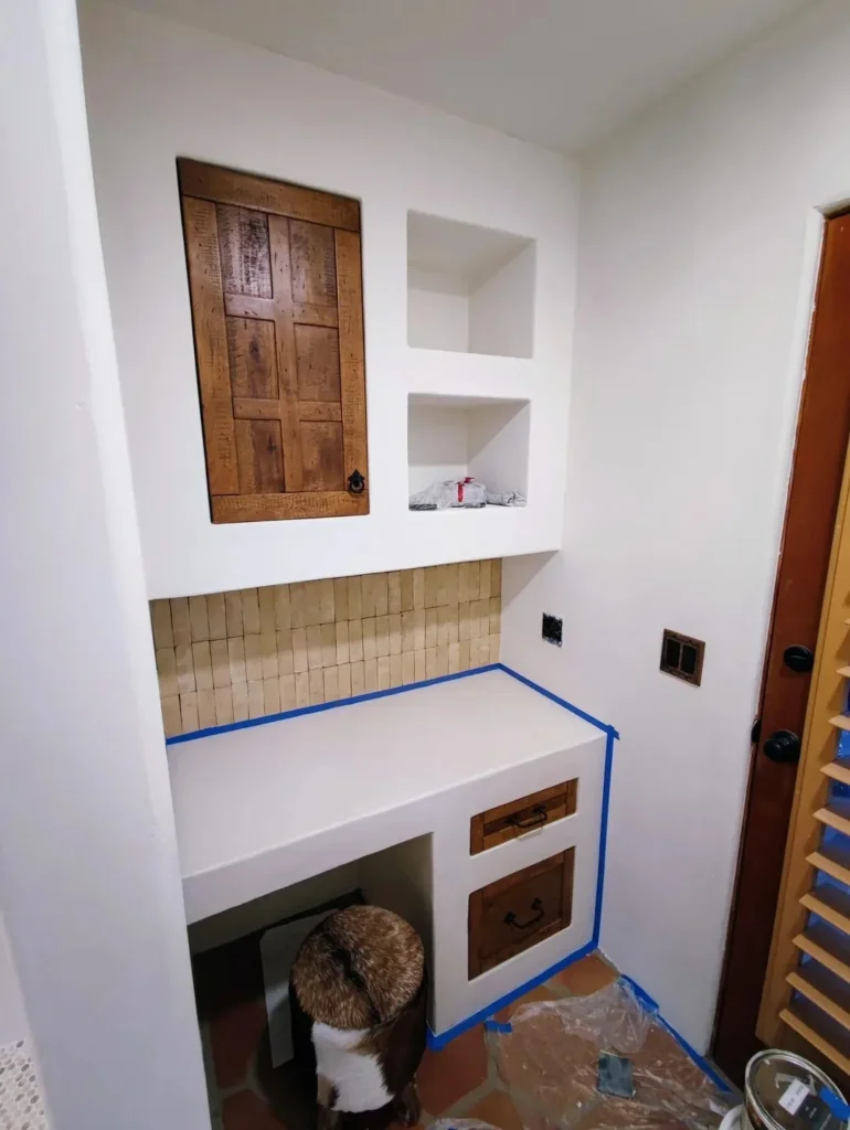 22 Old Mexican House Bathroom Design Ideas With Colorful Hand Painted Talavera Tiles You Need to See smallhometours.com 6