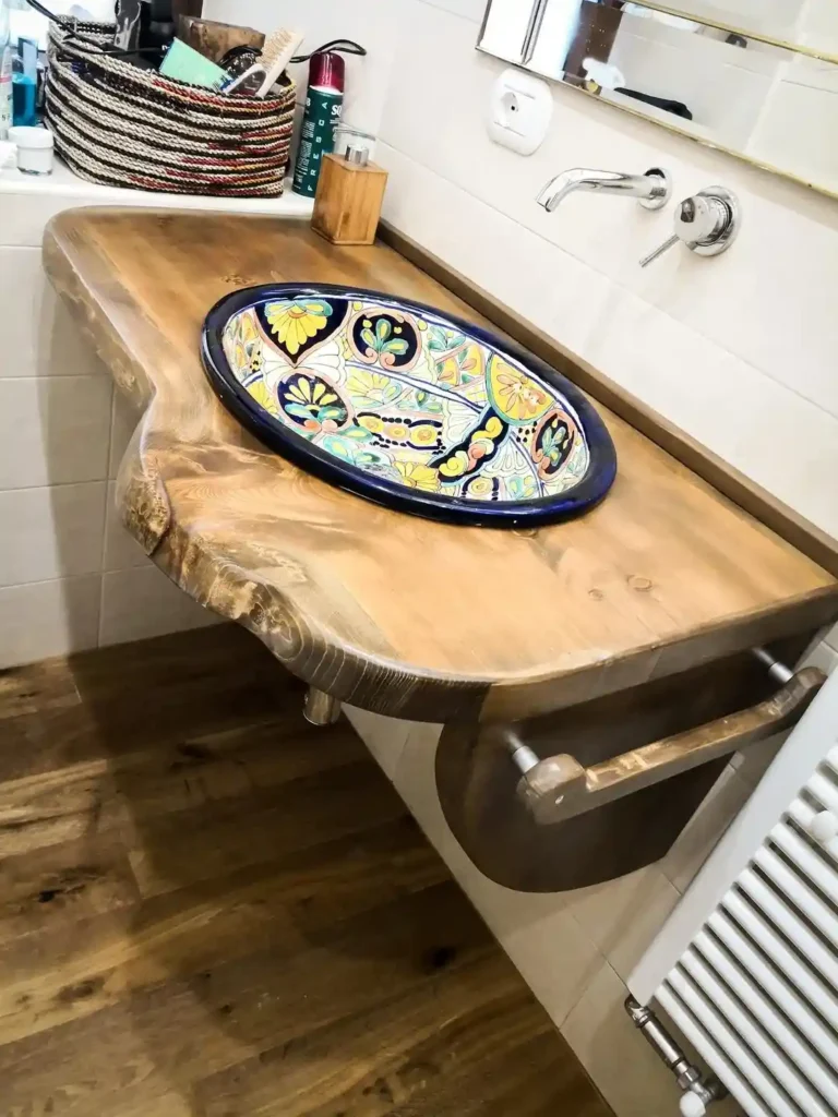 25 Vibrant Mexican Bathroom Sink and Vanity Ideas You Have to See Featuring Painted Ceramic Basin Bowl smallhometours.com 1