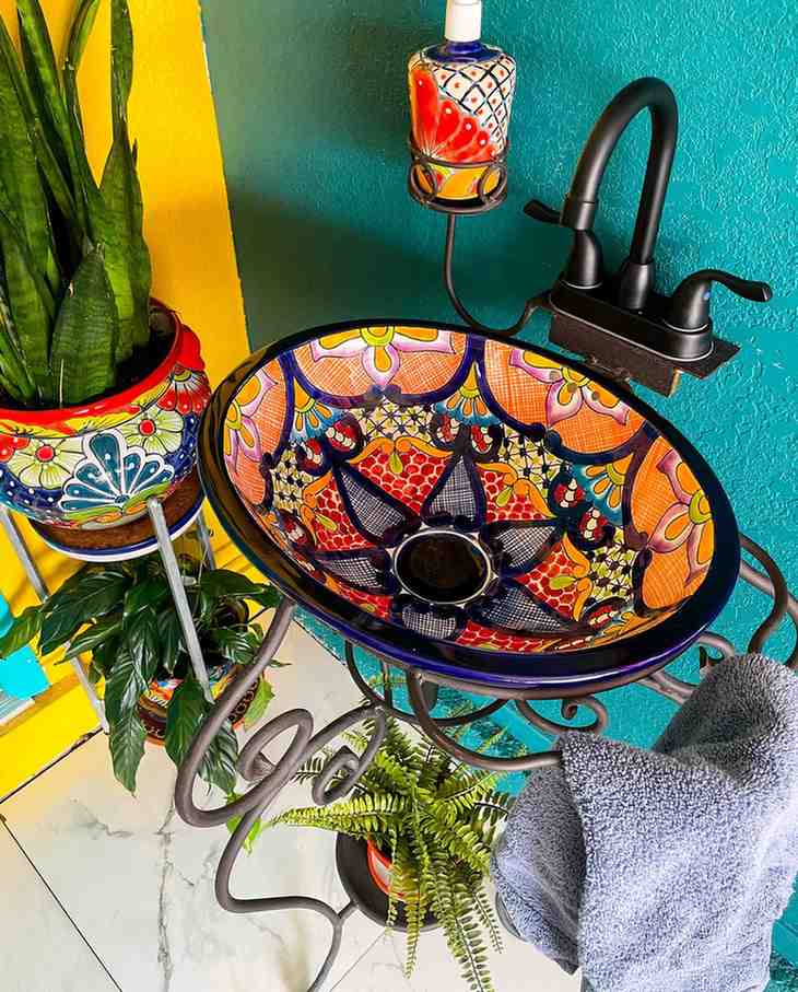 25 Vibrant Mexican Bathroom Sink and Vanity Ideas You Have to See Featuring Painted Ceramic Basin Bowl smallhometours.com 5