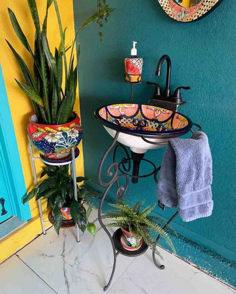 25 Vibrant Mexican Bathroom Sink and Vanity Ideas You Have to See Featuring Painted Ceramic Basin Bowl smallhometours.com 8