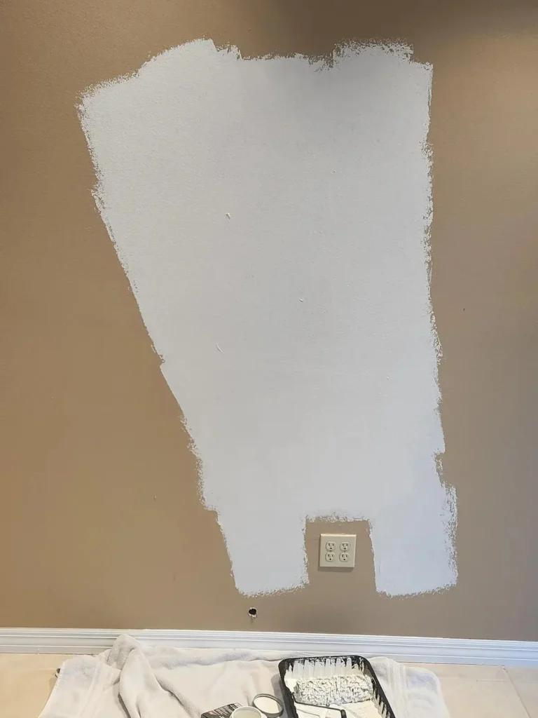 5 Best Paint Colors for a Whole House That You Wont Regret smallhometours.com 12