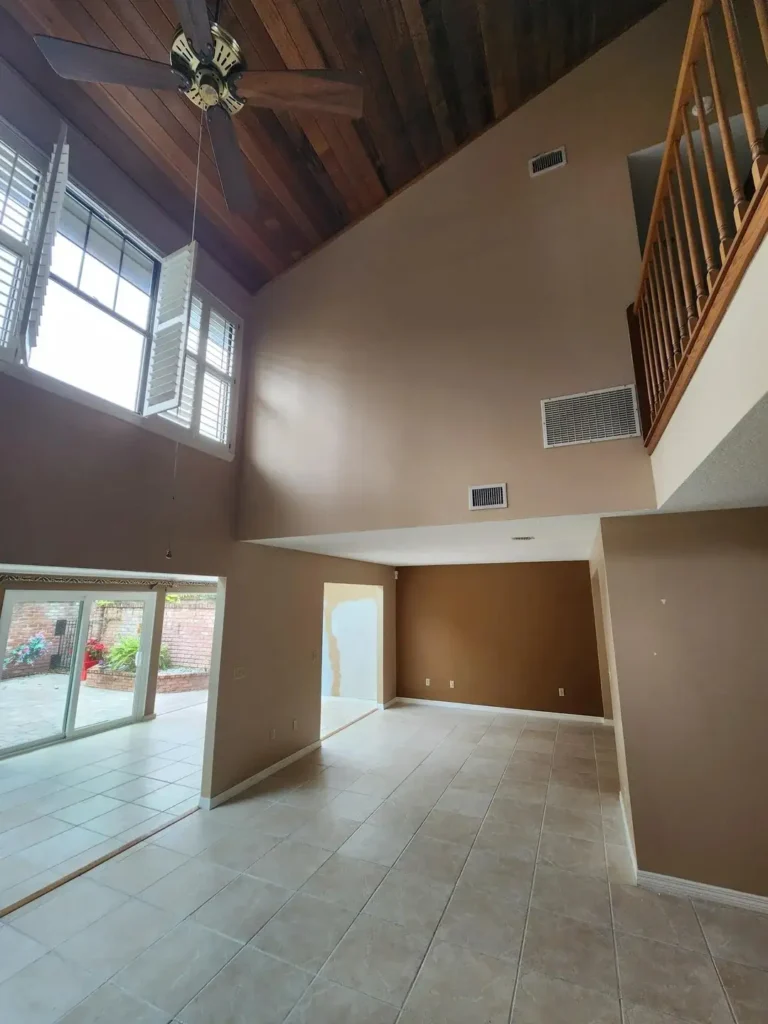 5 Best Paint Colors for a Whole House That You Wont Regret smallhometours.com 23