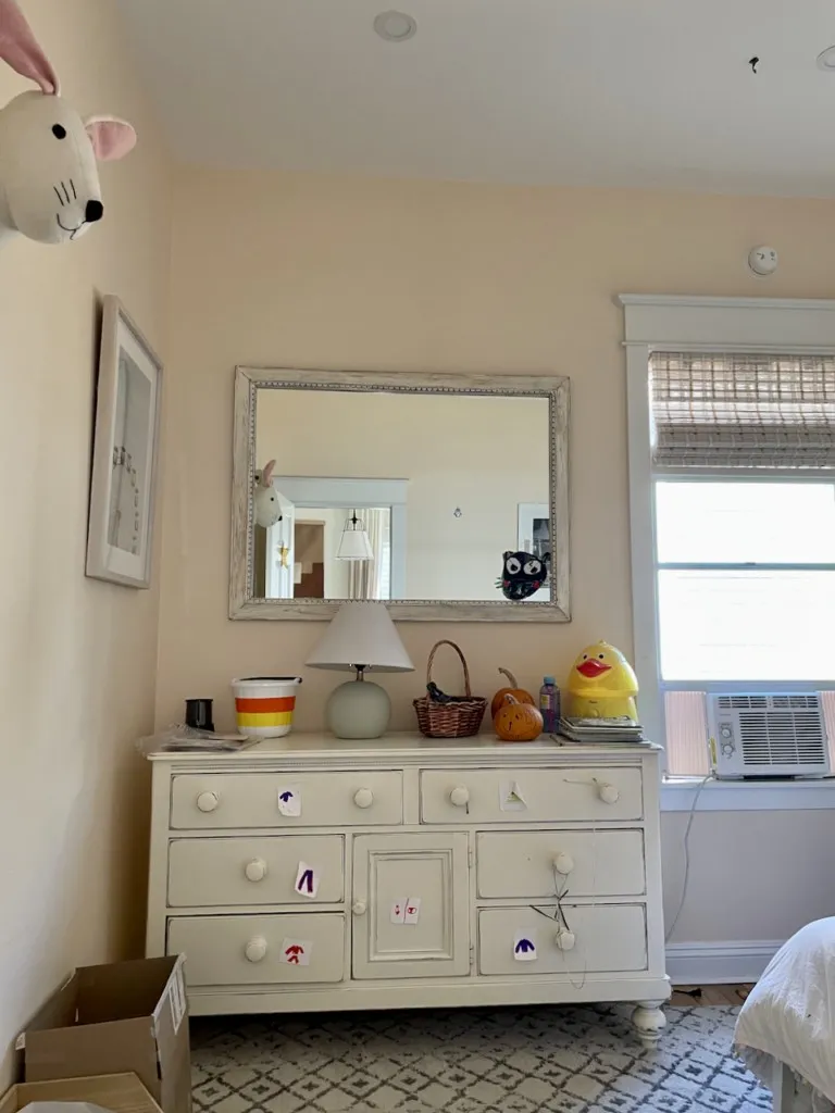 5 Best Paint Colors for a Whole House That You Wont Regret smallhometours.com 30