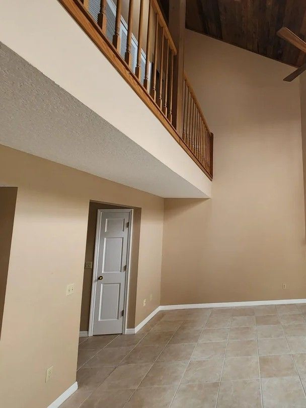 5 Best Paint Colors for a Whole House That You Wont Regret smallhometours.com 9