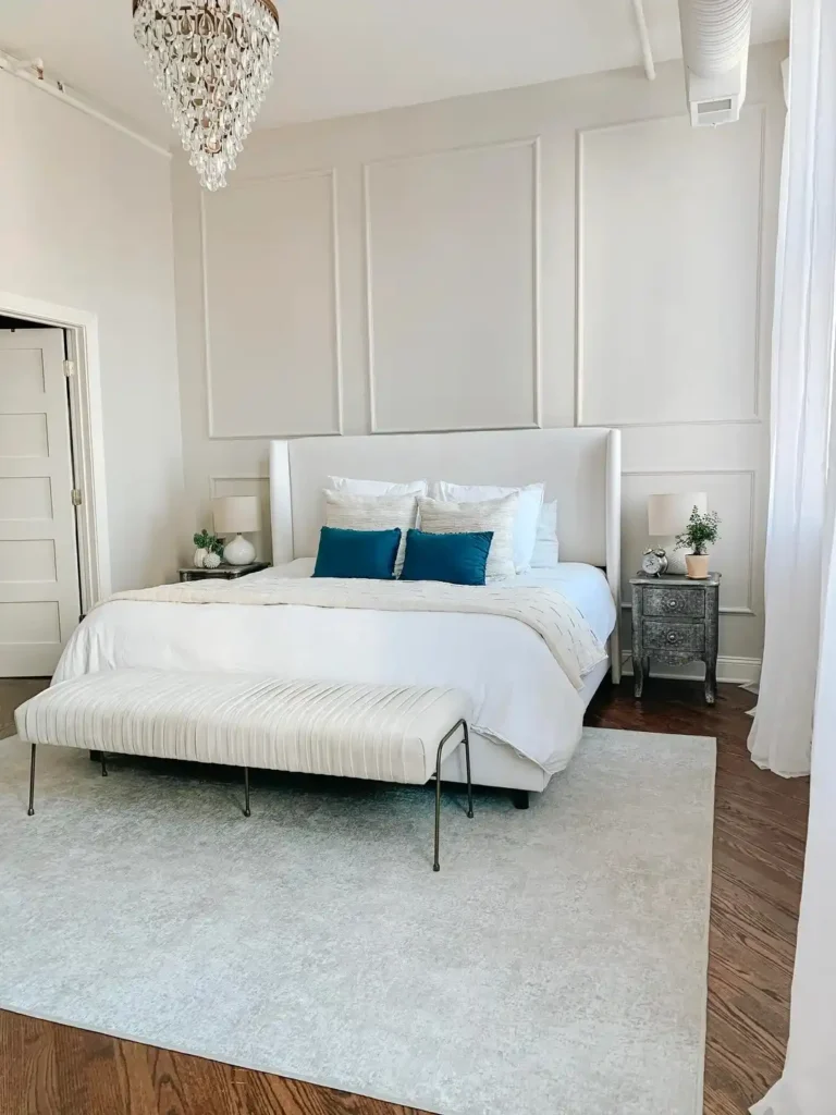 12 Above Bed Decor Ideas That Instantly Elevate Your Bedroom smallhometours.com 17