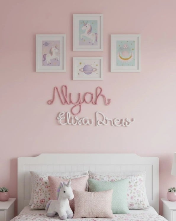 12 Above Bed Decor Ideas for Kids Bedrooms smallhometours.com 2