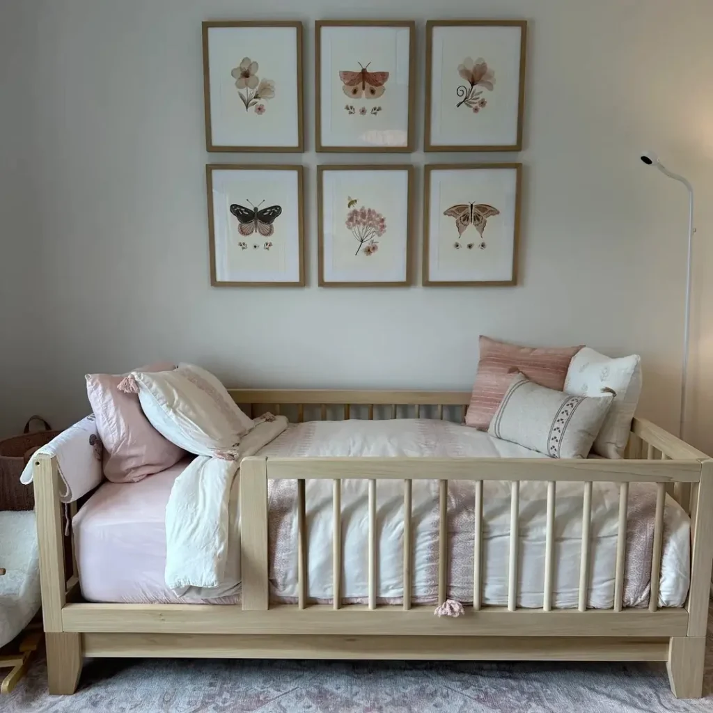 12 Above Bed Decor Ideas for Kids Bedrooms smallhometours.com 5