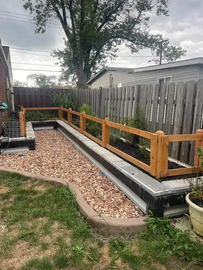 12 Edible Fence Ideas Beautiful Boundaries You Can Actually Harvest smallhometours 13