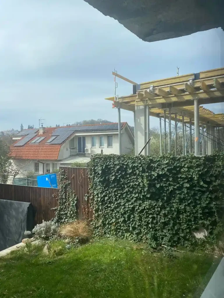 12 Edible Fence Ideas Beautiful Boundaries You Can Actually Harvest smallhometours 37