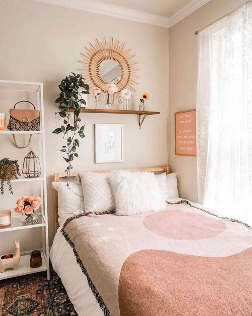 12 Pink Above Bed Decor Ideas to Instantly Elevate Your Bedroom smallhometours.com 11