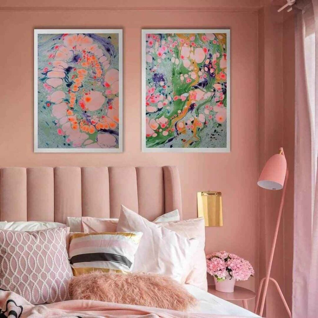 12 Pink Above Bed Decor Ideas to Instantly Elevate Your Bedroom smallhometours.com 20
