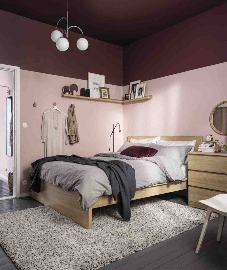 12 Pink Above Bed Decor Ideas to Instantly Elevate Your Bedroom smallhometours.com 20