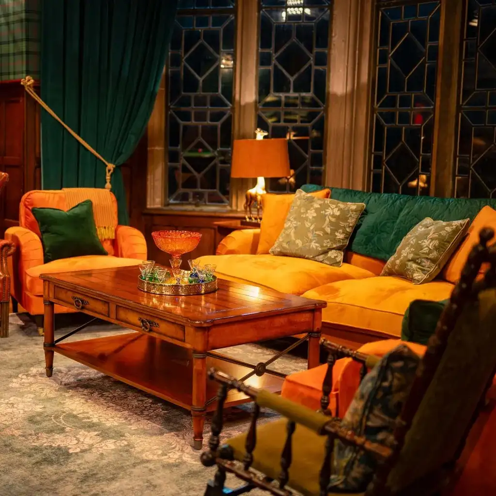 6 Scottish Highlands Decor From The Traitors smallhometours.com 7