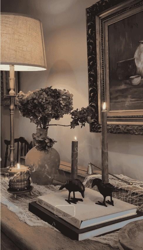 Scottish Highlands Home Decor and House Interior Ideas smallhometours.com 1 1