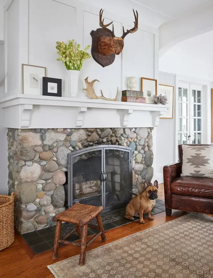 Scottish Highlands Home Decor and House Interior Ideas smallhometours.com 18