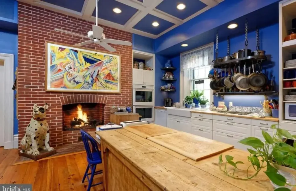 Scottish Highlands Home Decor and House Interior Ideas smallhometours.com