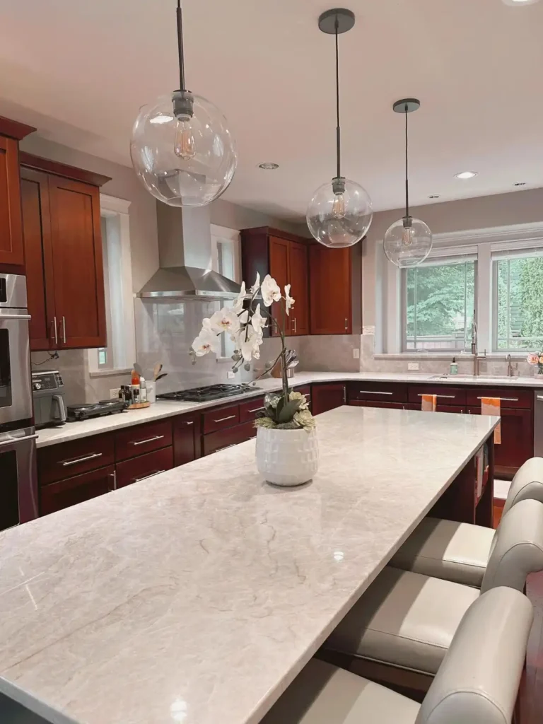 12 L Shaped Kitchen with Island Layout Ideas smallhometours.com 13