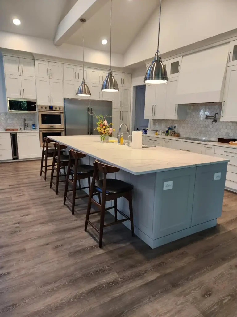 12 L Shaped Kitchen with Island Layout Ideas smallhometours.com 15