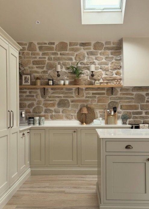 12 L Shaped Kitchen with Island Layout Ideas smallhometours.com 3 1