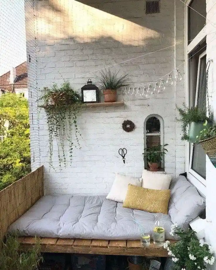 22 Boho Front Porch Ideas Create a Relaxed Free Spirited Welcome smallhometours.com 7