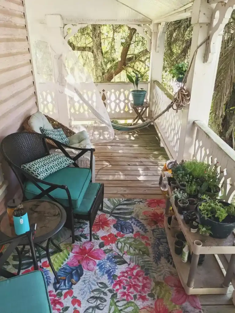 22 Boho Front Porch Ideas Create a Relaxed Free Spirited Welcome smallhometours.com 8