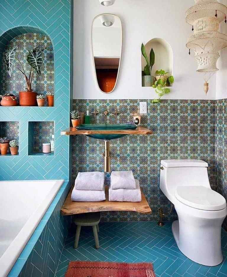 24 Boho Bathroom Ideas Create a Relaxed Soulful Space Youll Love smallhometours.com 1