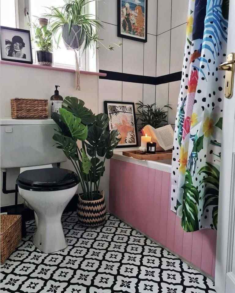 24 Boho Bathroom Ideas Create a Relaxed Soulful Space Youll Love smallhometours.com 1
