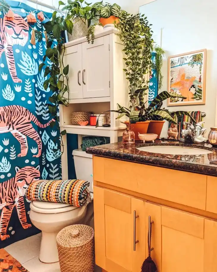 24 Boho Bathroom Ideas Create a Relaxed Soulful Space Youll Love smallhometours.com 5