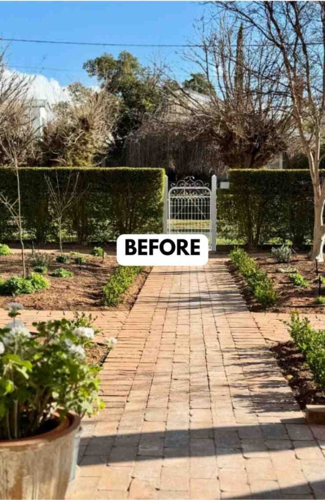 25 Frontyard Makeover Ideas for a Gorgeous Outdoor Entrance smallhometours.com 57