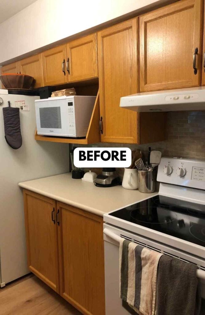 25 Kitchen Makeovers Before and After That Will Inspire Your Next Renovation smallhometours.com 11