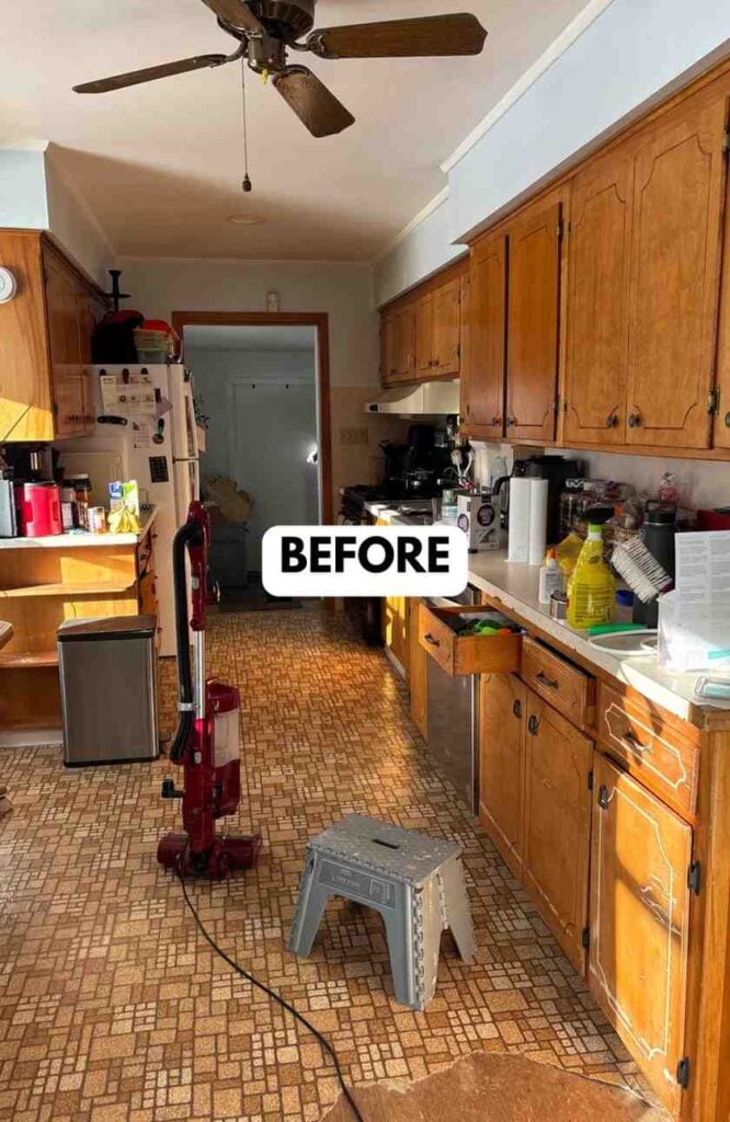 25 Kitchen Makeovers Before and After That Will Inspire Your Next Renovation smallhometours.com 34