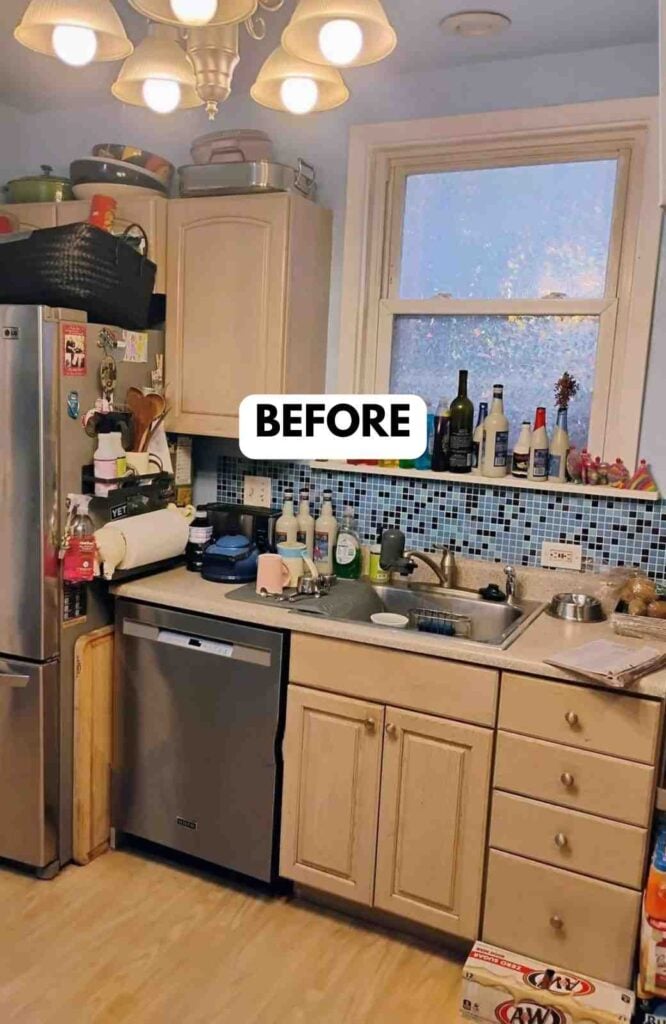 25 Kitchen Makeovers Before and After That Will Inspire Your Next Renovation smallhometours.com 7