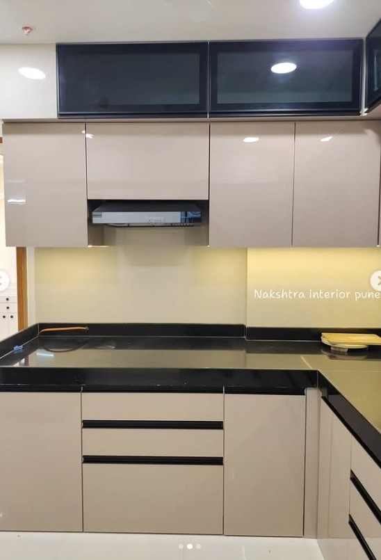 7 Best Cabinet Colors for Black Granite Countertops smallhometours.com 14