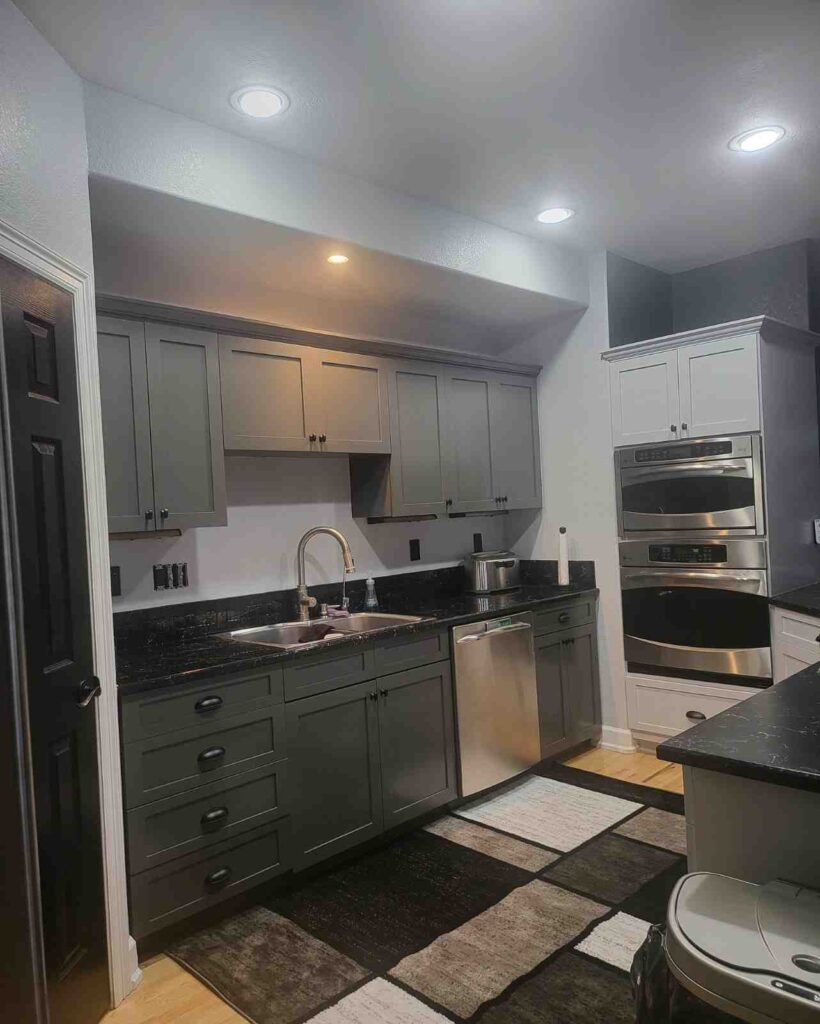 7 Best Cabinet Colors for Black Granite Countertops smallhometours.com 2