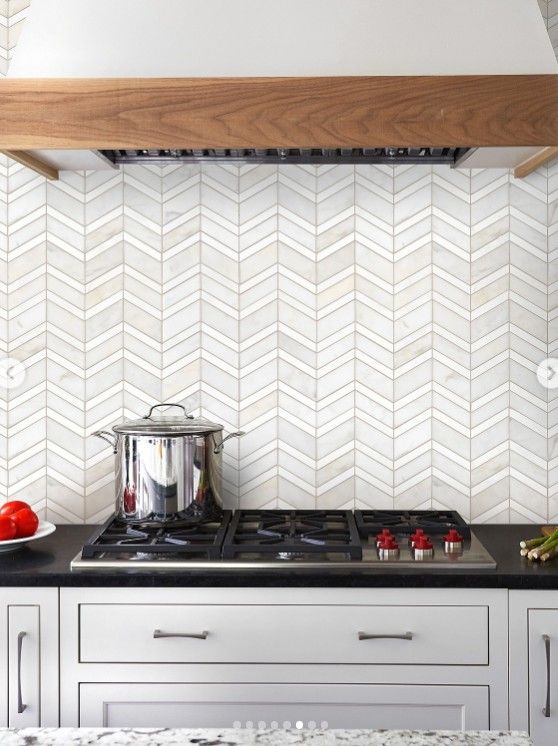 8 Best Backsplash for Black Granite Countertops smallhometours.com 11