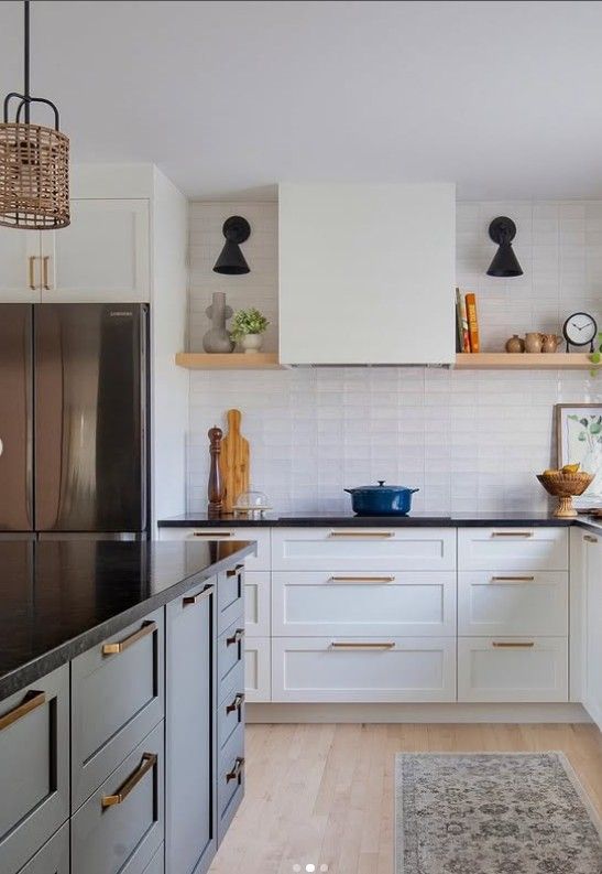 8 Best Backsplash for Black Granite Countertops smallhometours.com 15
