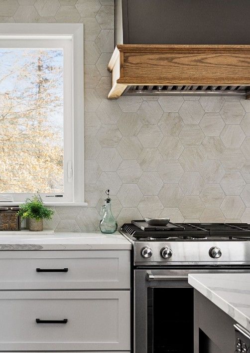 Best Kitchen Backsplash with White Cabinets smallhometours.com 16
