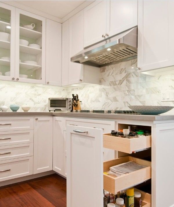 Best Kitchen Backsplash with White Cabinets smallhometours.com 18