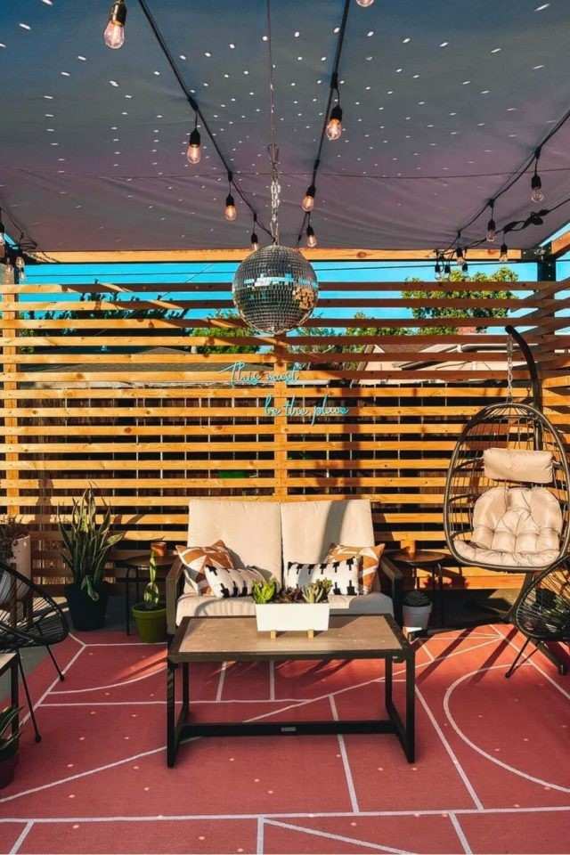 15 Patio Before and After Backyard Makeover That Completely Transforms Outdoor Living smallhometours.com 15
